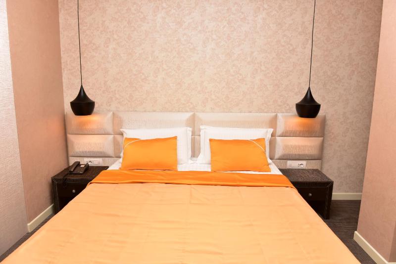 Deluxe Double Room with Balcony image 1