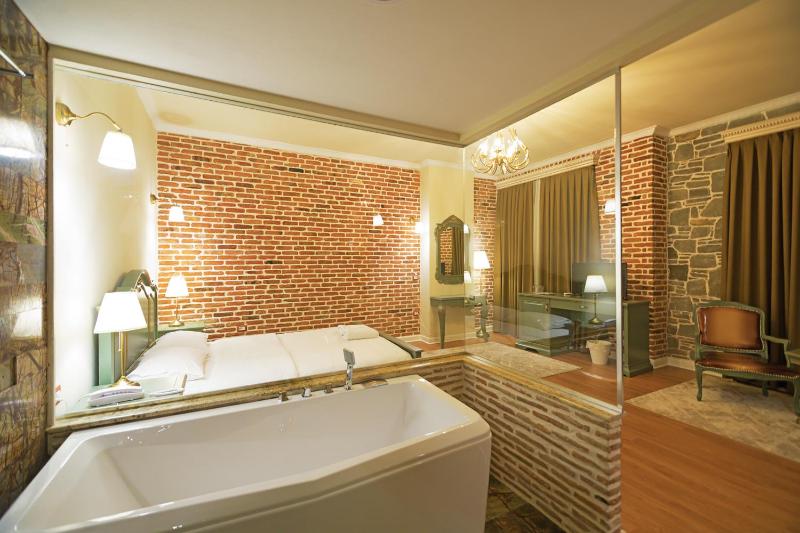 Junior Suite with Sauna image 2