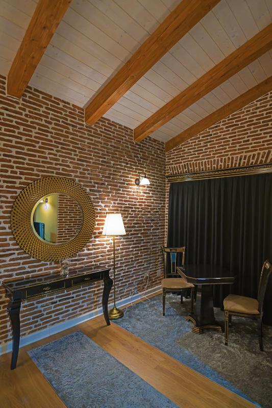 Suite with Balcony image 2
