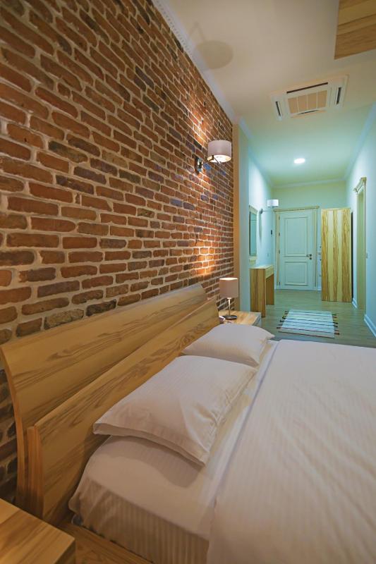 Junior Suite image 2