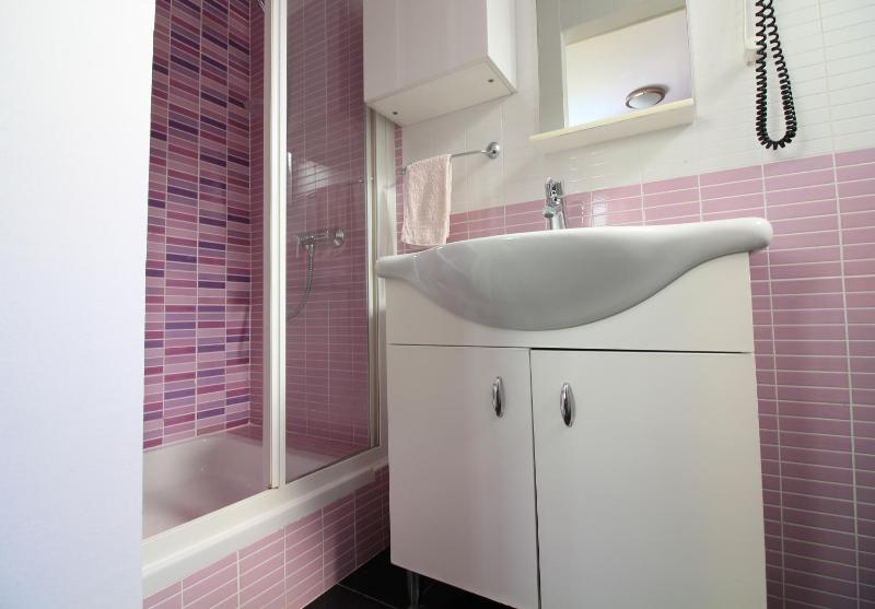 One-Bedroom Apartment with Terrace image 3