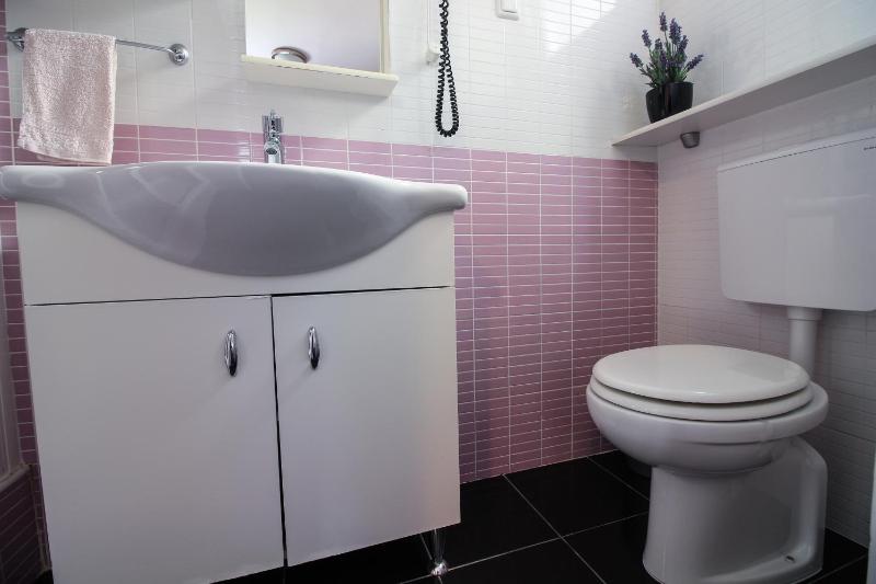 One-Bedroom Apartment with Terrace image 2