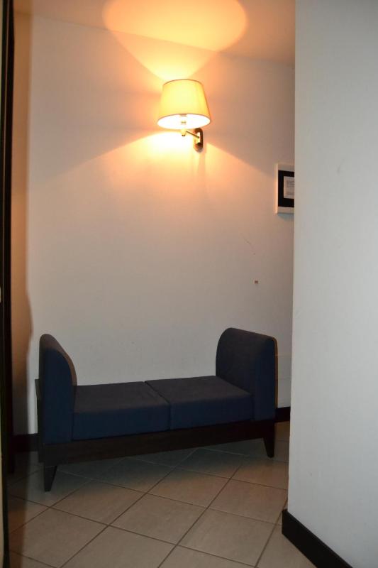 Double or Twin Room image 2