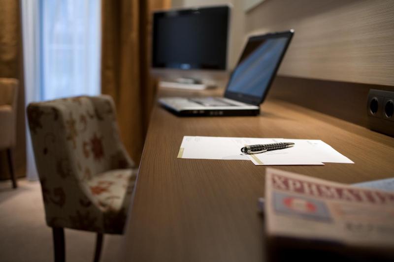 Grand Suite image 2