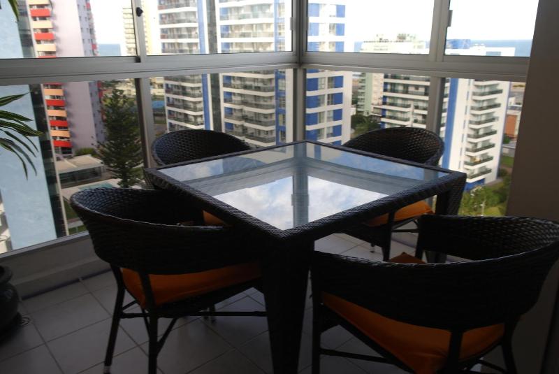 Torre Long Beach - image 33
