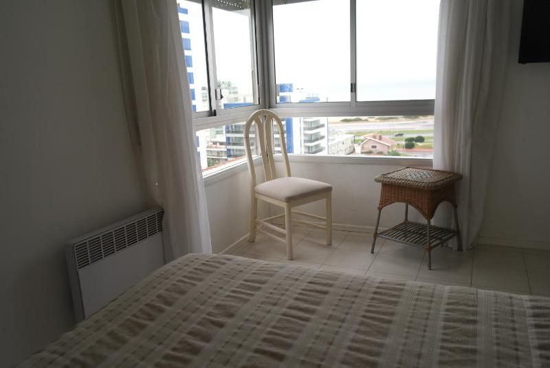 Torre Long Beach - image 23