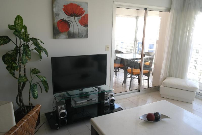 Torre Long Beach - image 22