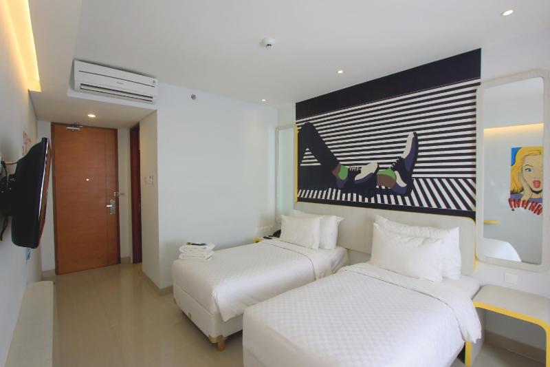 Uniq Hotel - image 9