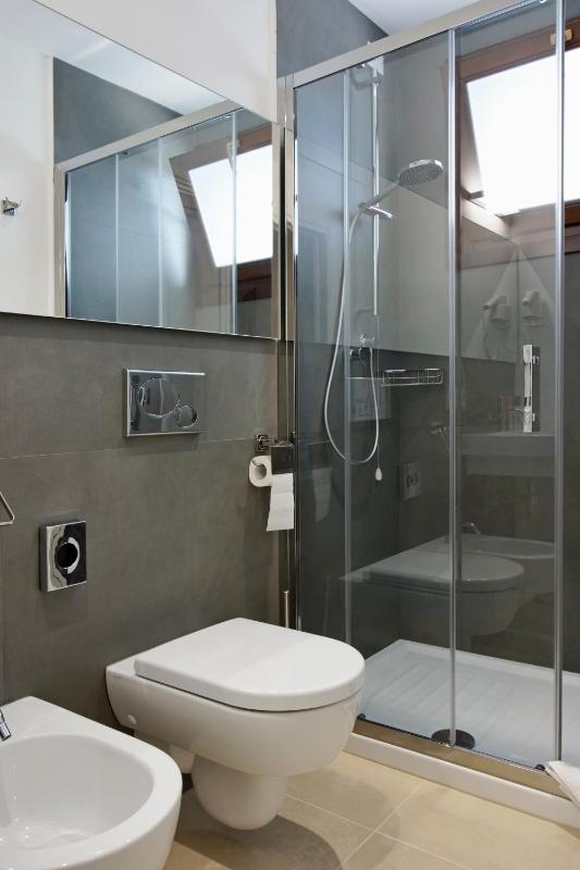Triple Room with Terrace image 2