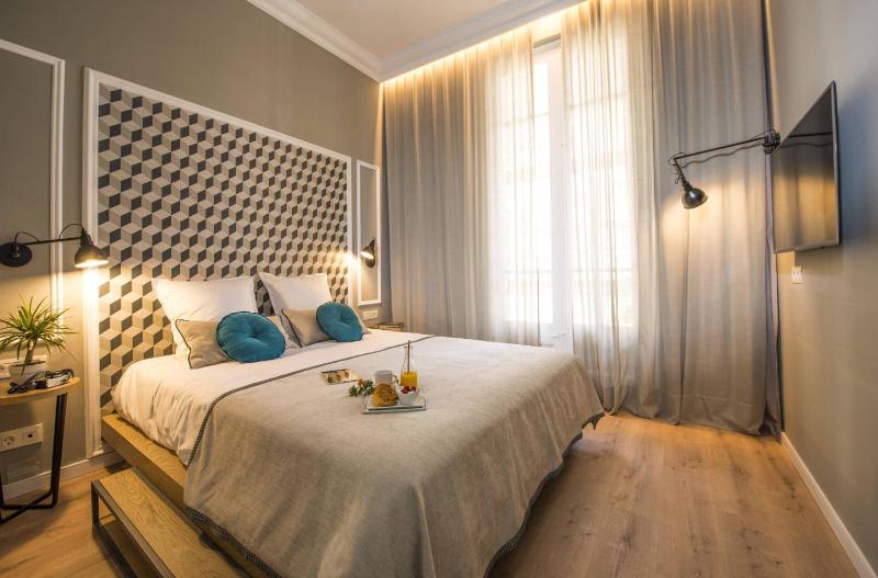 Double Room with Terrace image 4