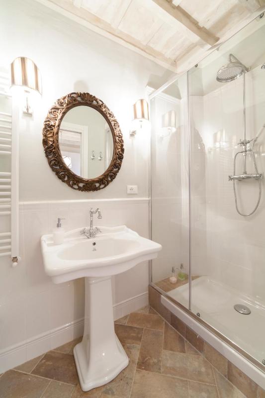 Charming loft near Ponte Vecchio - image 9