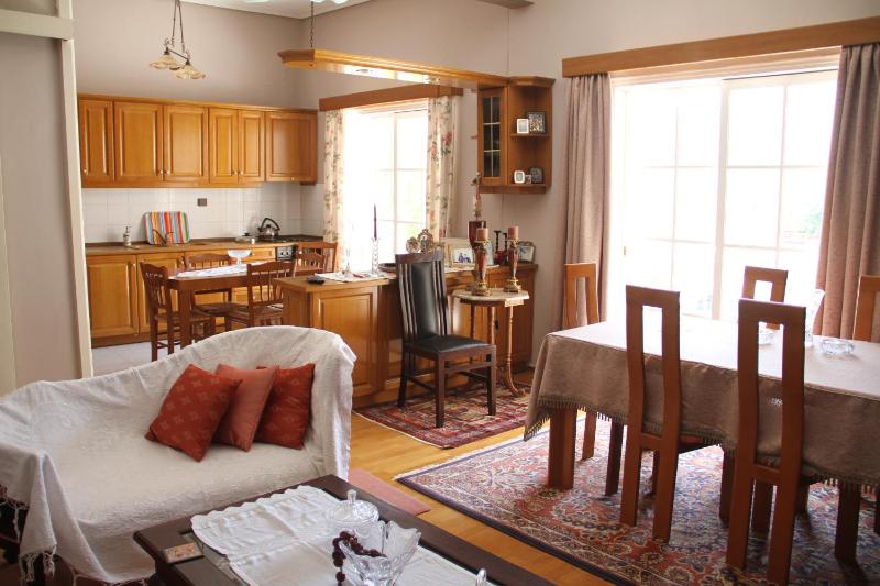 Family house - image 22