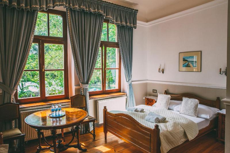 Superior Double or Twin Room image 2