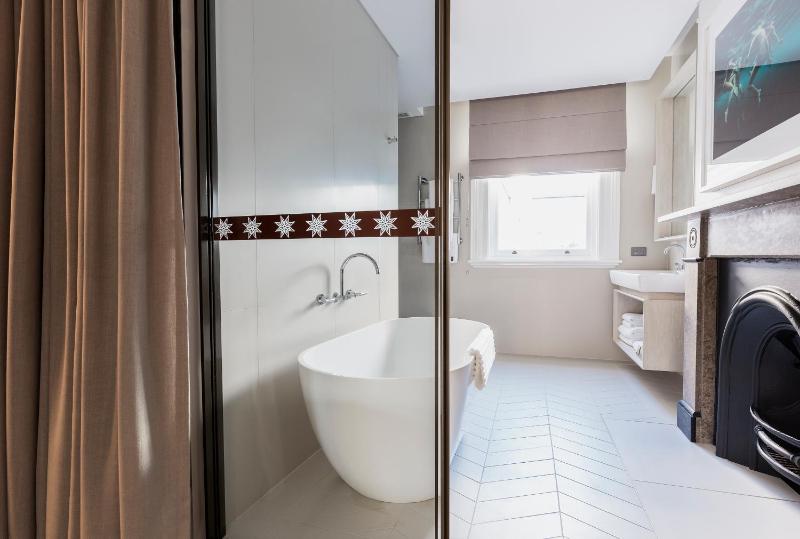 Victoria Terrace Suite image 3