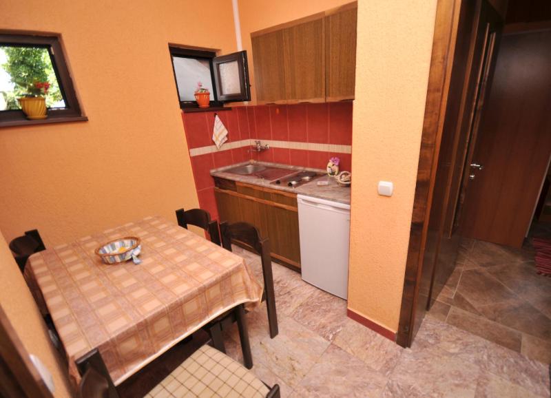 Apartment with Sea View image 3
