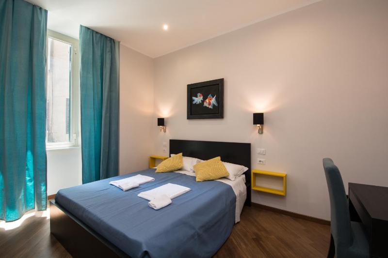 Standard Double Room image 3