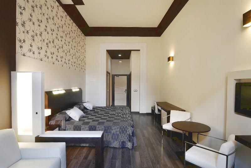 Suite with Balcony (2 Adults) image 1