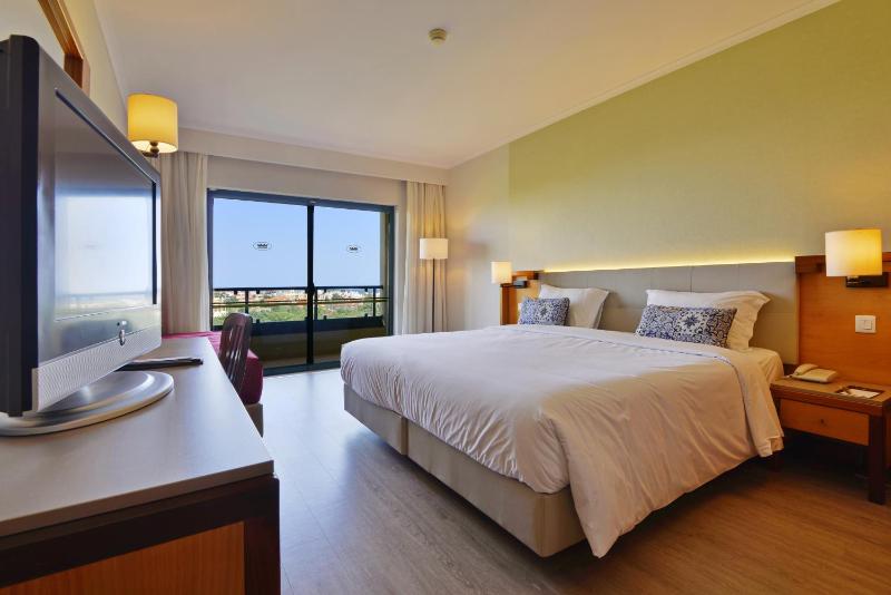 Classic Double or Twin Room image 2
