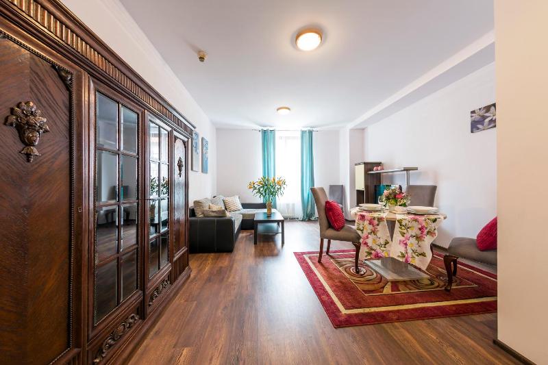 Galeria Italiana Apartments - image 14