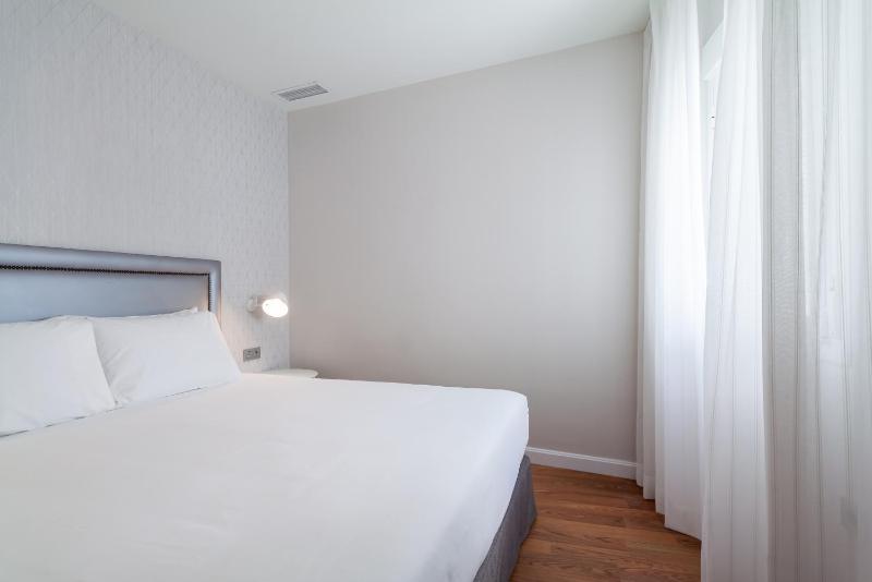 Three-Bedroom Apartment image 4