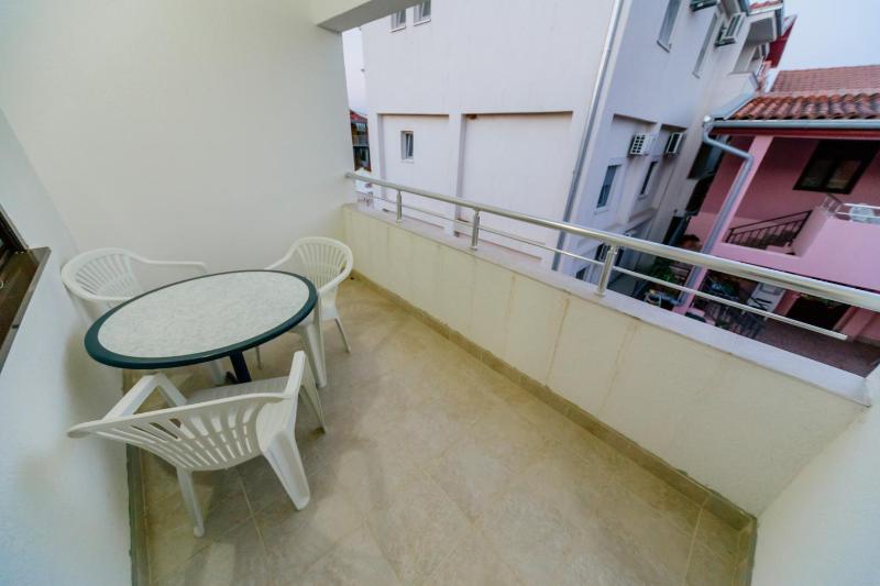 Standard Apartment image 3