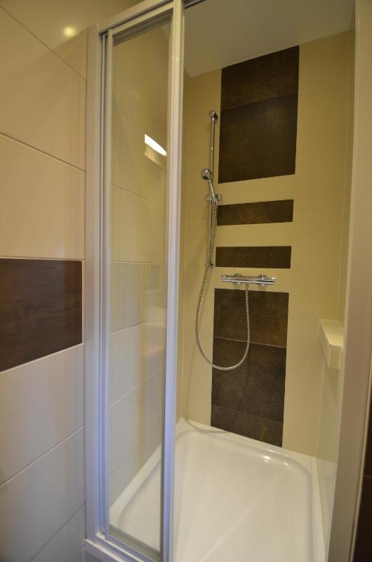 Superior One-Bedroom Apartment with Balcony image 2