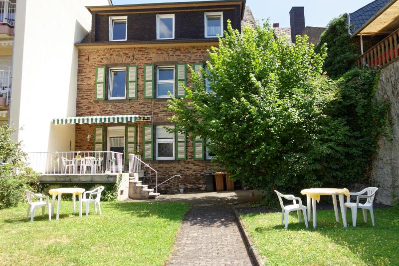 Standard Apartment image 3