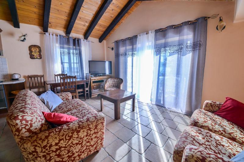 Three-Bedroom Villa (6 Adults) image 3