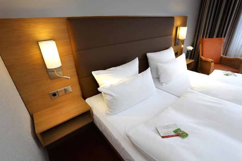 Standard  Room image 3