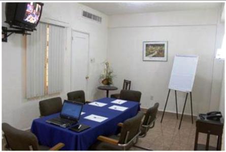 Hotel 5a Avenida - image 11