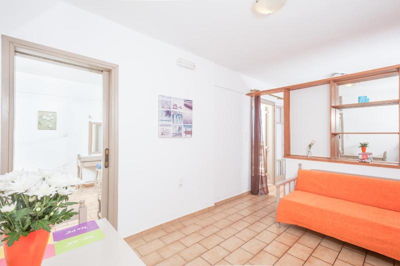 Panorama-Seaview Studios & Apartments - image 13