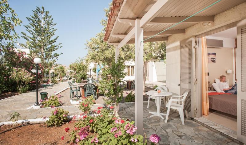 Panorama-Seaview Studios & Apartments - image 25