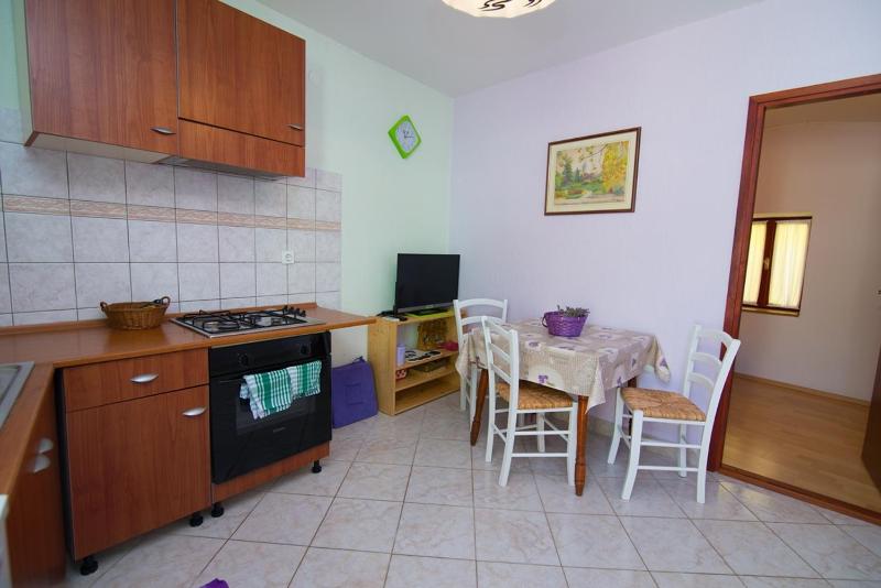 Standard Apartment image 3