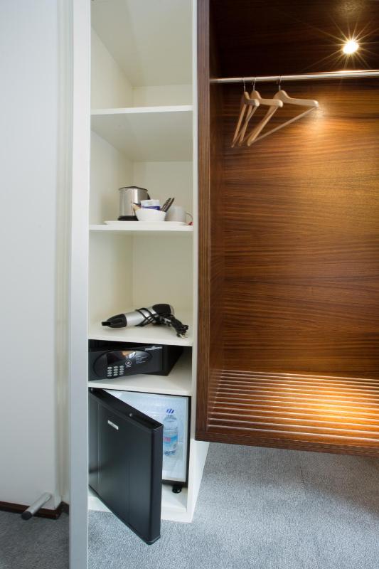 Double Room image 2