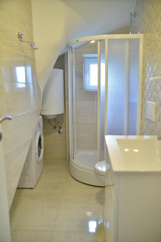 Apartment with Sea View image 3