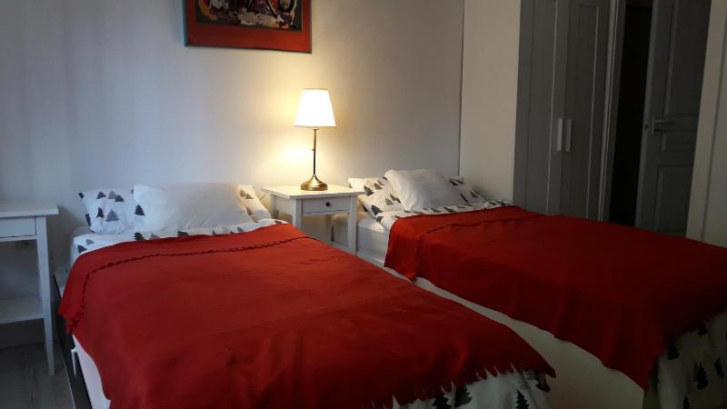 Studio Apartment image 3