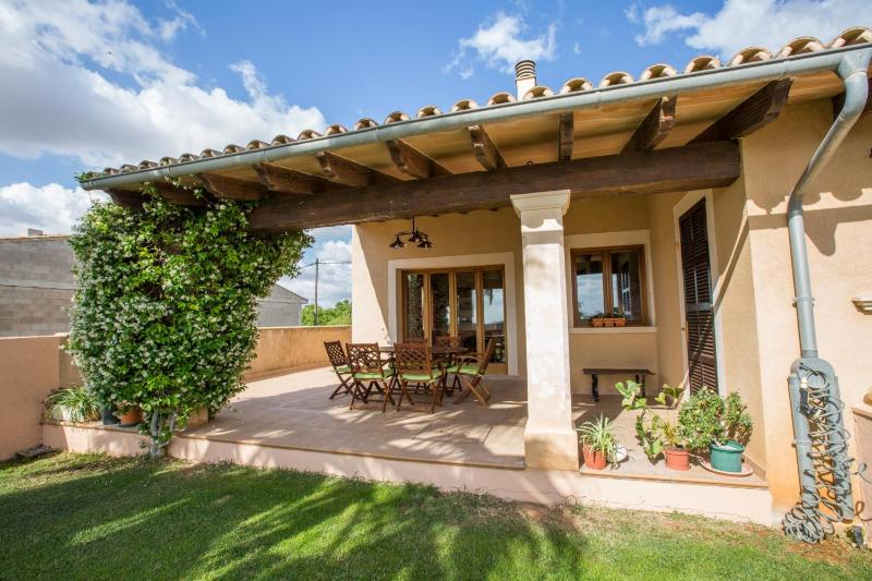 Three-Bedroom Villa image 1