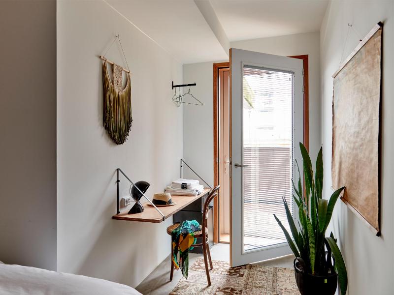 Q-Factory Hotel - image 15