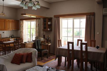 Family house - image 10
