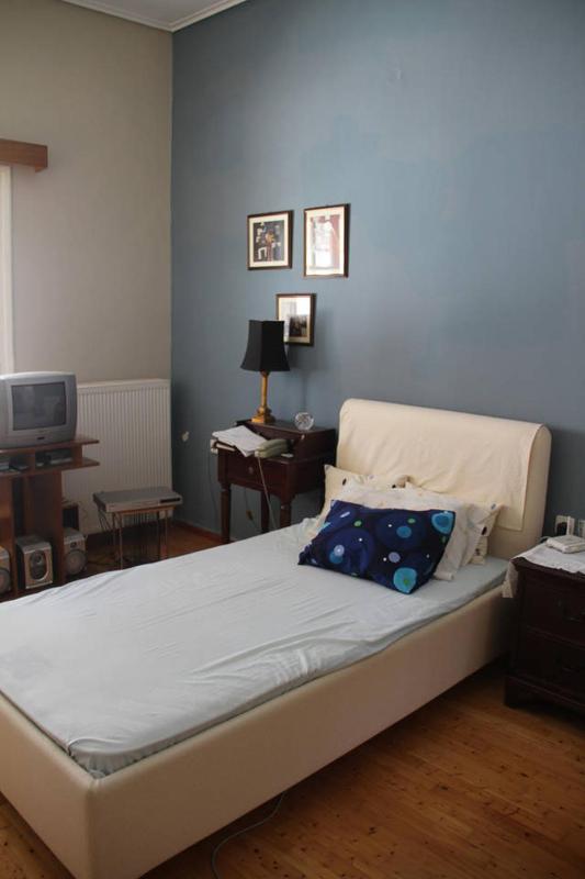 Family house - image 23
