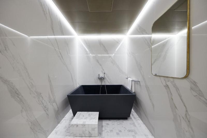 Suite image 2