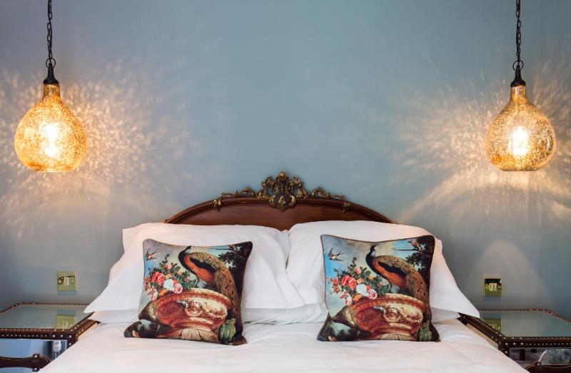 Cosy Double Room image 3