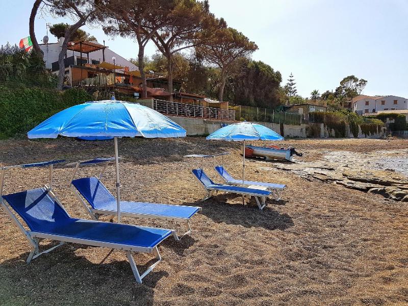 Brezza Marina Guesthouse - image 13