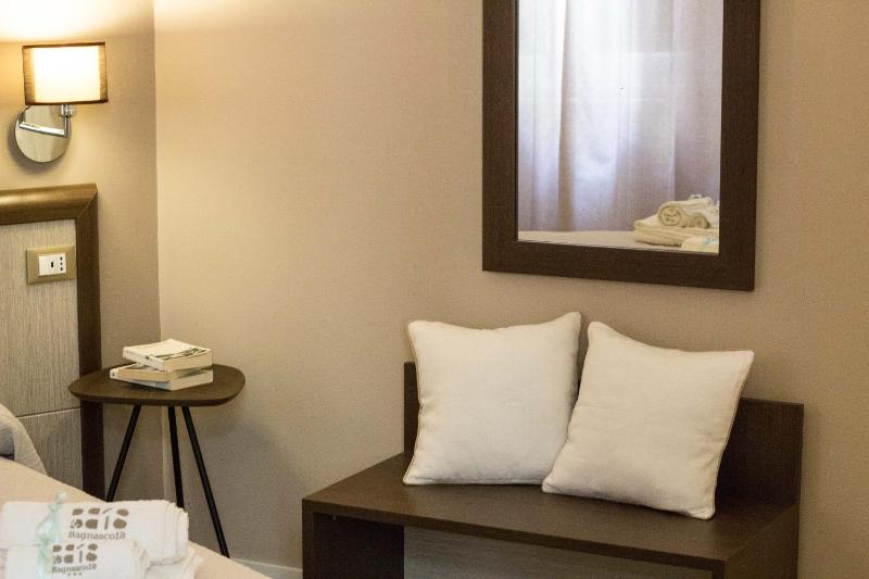 Suite image 2