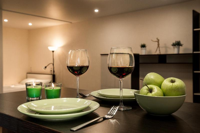 Studio Apartment image 1