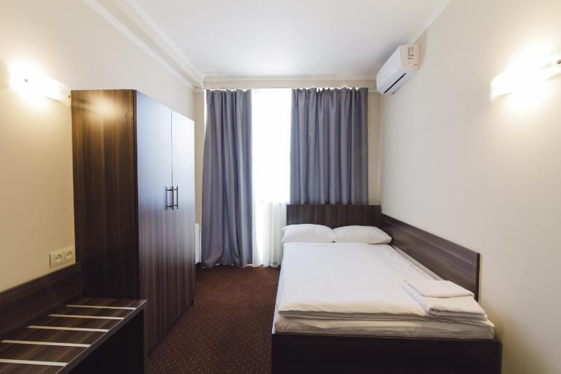 Single Room with Balcony image 3