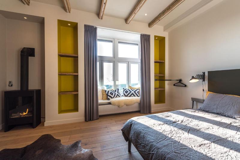 Deluxe Double Room with Sea View image 1