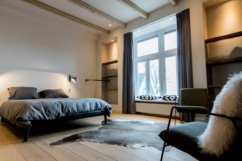 Deluxe Double Room with Sea View image 2