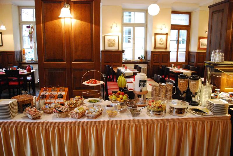 Hotel Goldener Falke - image 14