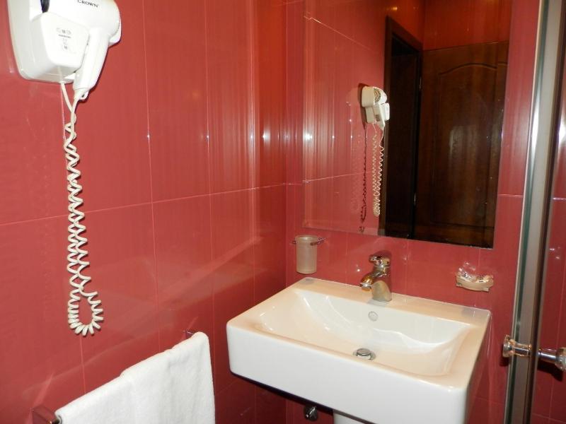 Double or Twin Room with Balcony image 3